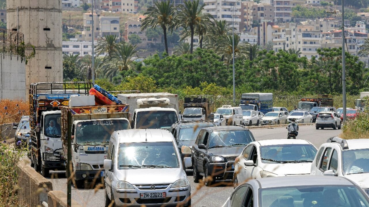 إخلاء حي مسيحي في صور اللبنانية بعد تحذير إسرائيلي صريح يثير قلقاً واسعاً