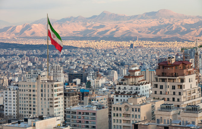 إيران والولايات المتحدة تتفقان على وقف فوري للأعمال العدائية ورفع الحصار البحري