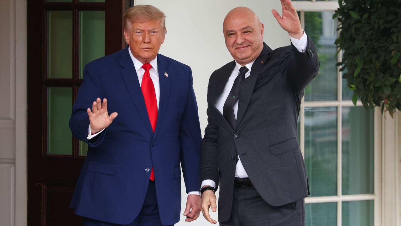 الرئيس اللبناني يلتقي ترامب في البيت الأبيض لمناقشة الانسحاب الإسرائيلي وإطار أمني جديد