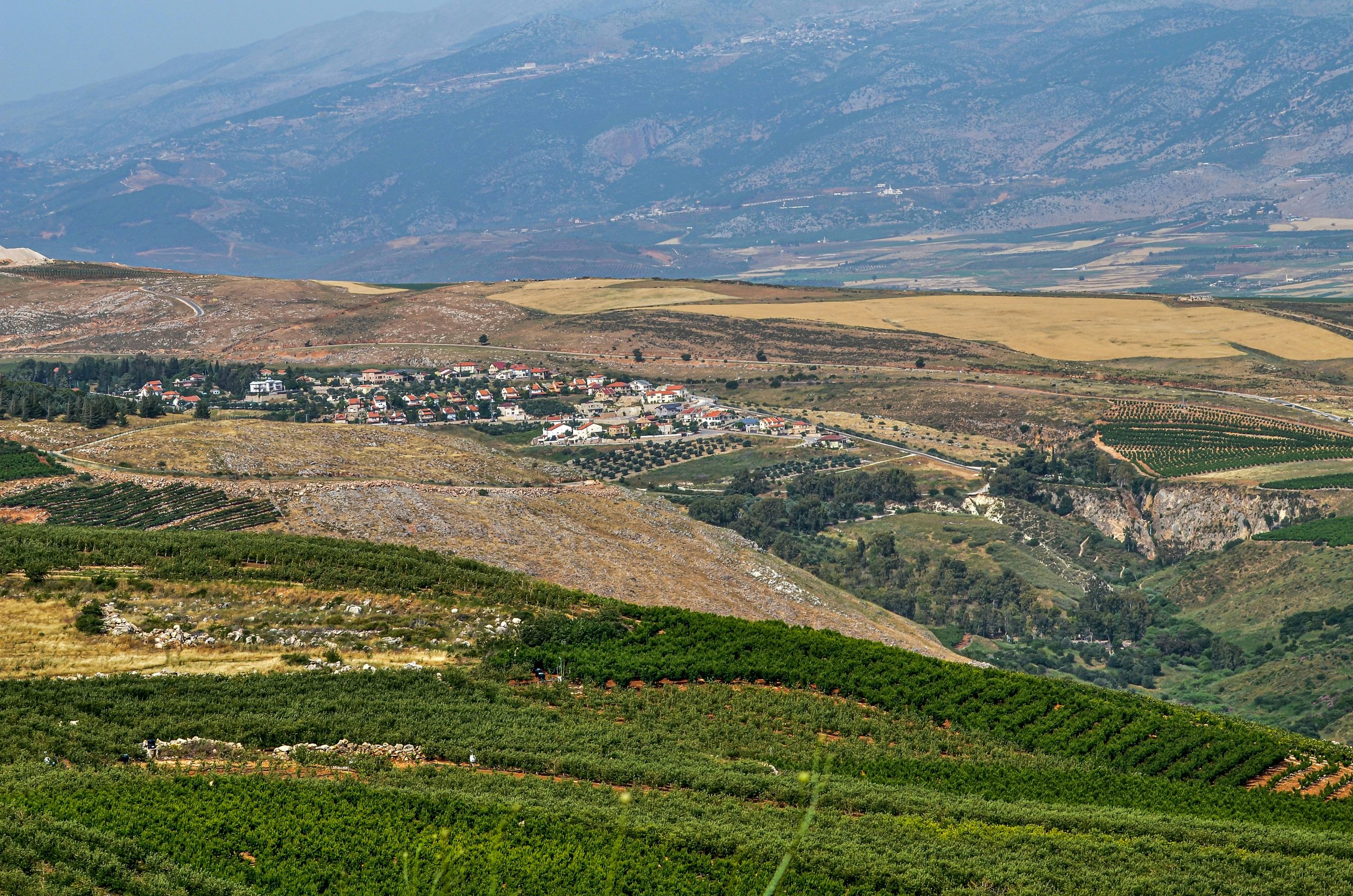 Israel Claims Control of Southern Lebanon Heights Amid Escalation Fears