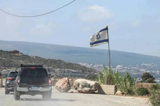 قيود إسرائيلية على الحركة في بلدات مسيحية بجنوب لبنان تثير قلقاً دولياً وتكشف عن تباين في المعاملة
