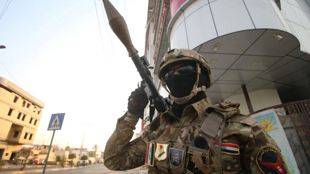العراق يأمر بالتحقيق في تهريب أسلحة متطورة إلى حزب الله عبر سوريا