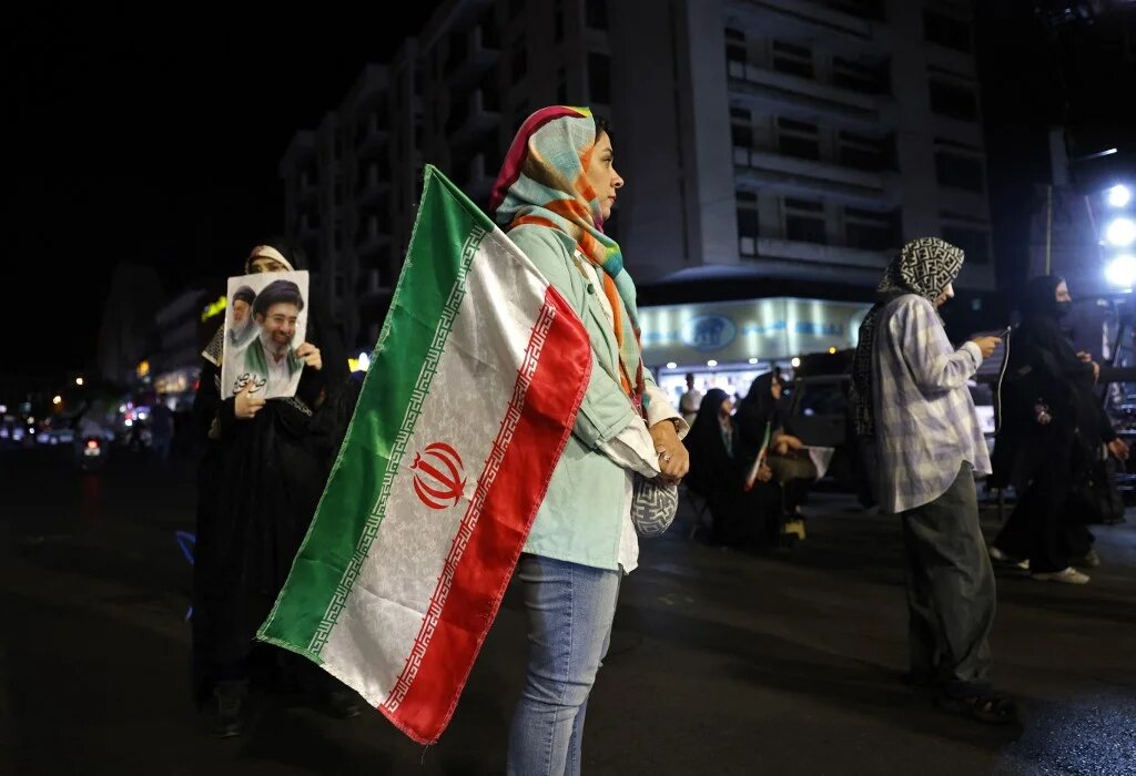 غارات إسرائيلية على لبنان توقع عشرات القتلى قرب الحدود السورية